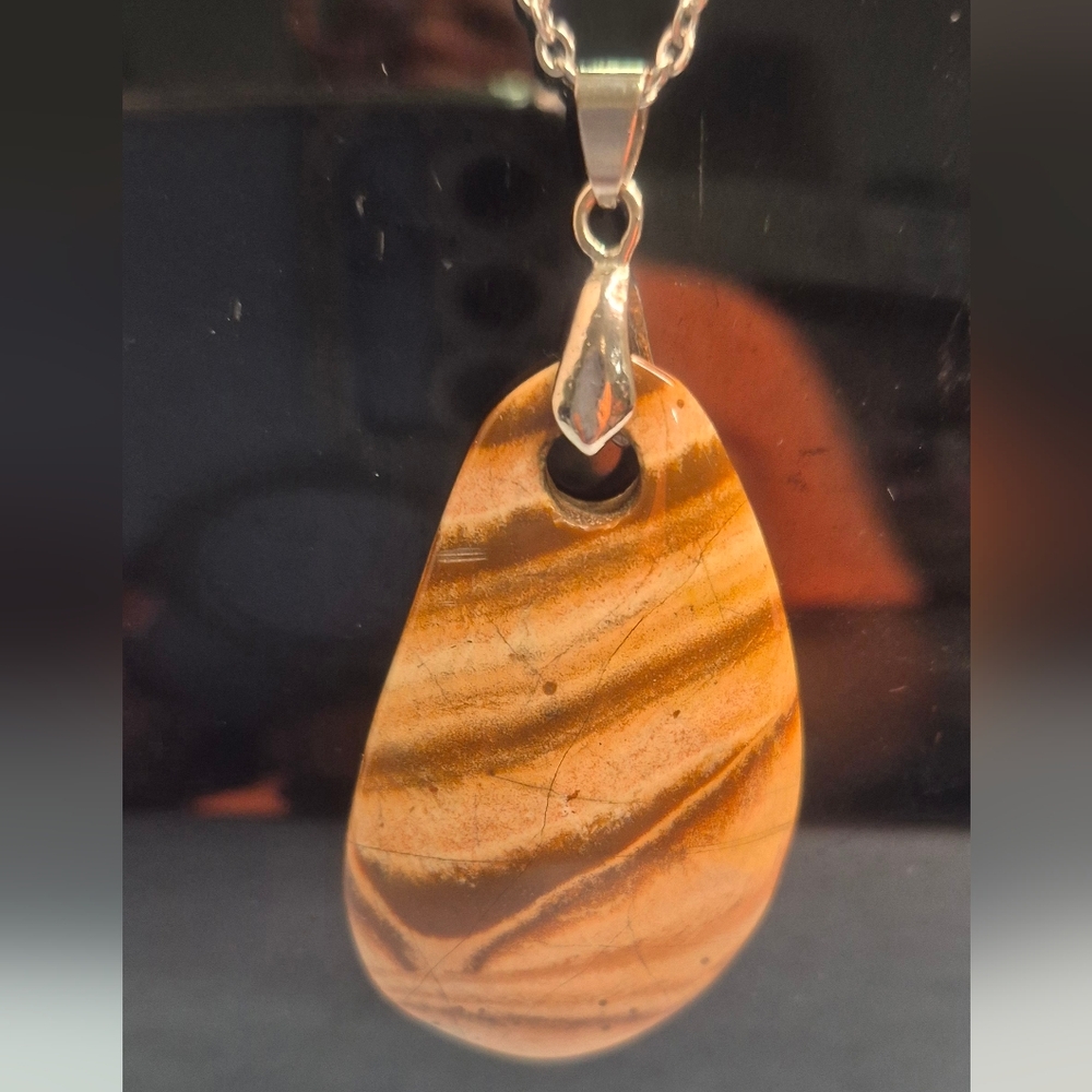 🚨Jasper Pendant Necklace (Natural Stone)